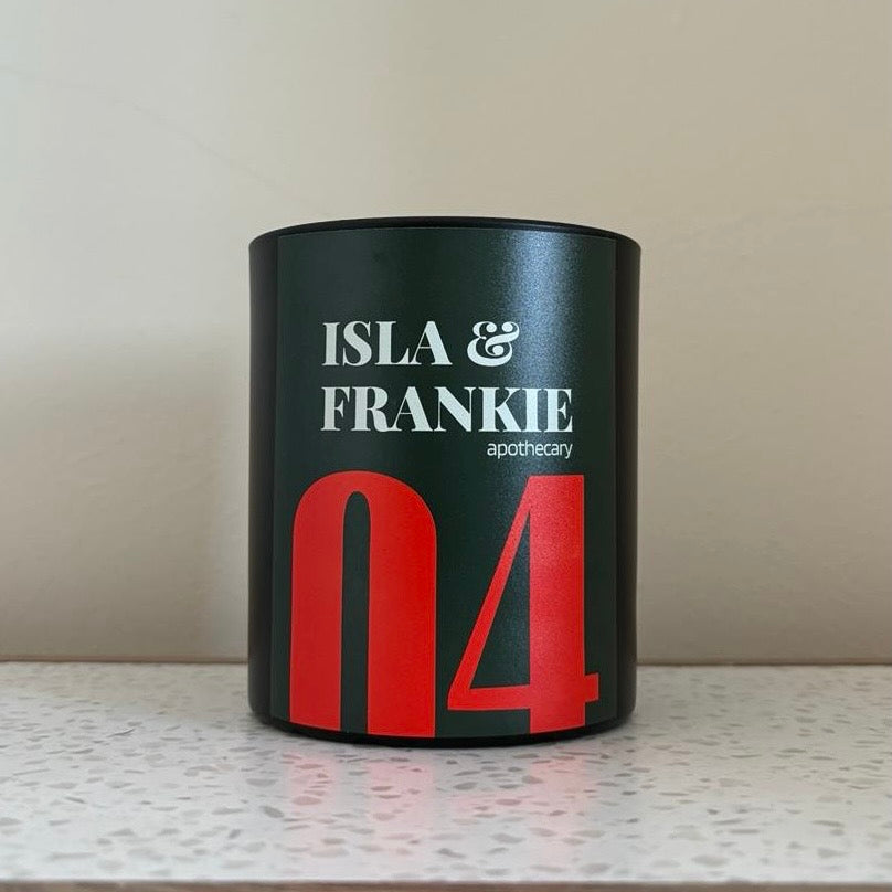 04 - Cassis and Fig Candle