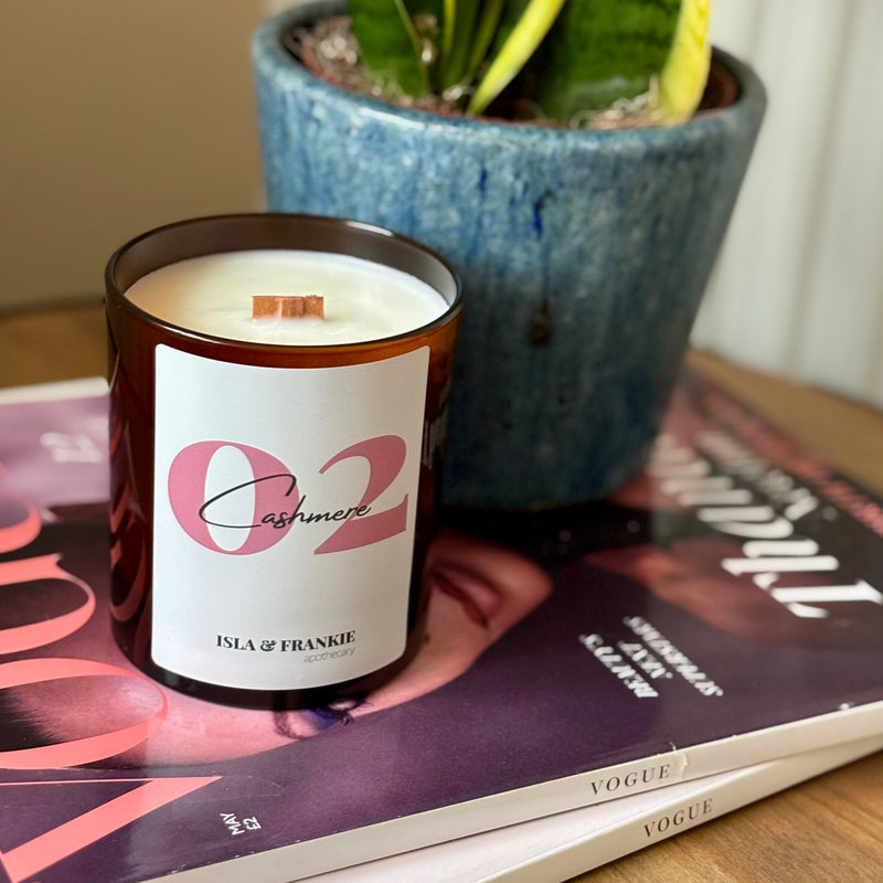 O2 — Cashmere & Vanilla Candle